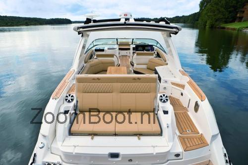 Sea Ray SLX 350 Outboard beoordelingen en specificaties